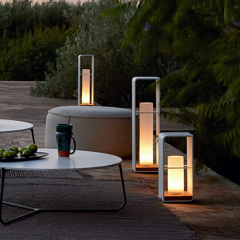 Modern Square Outdoor LED Light, Minimalist Solar Powered Waterproof Garden Light, Outdoor Wall Lamp for Patio, Driveway and Pathway