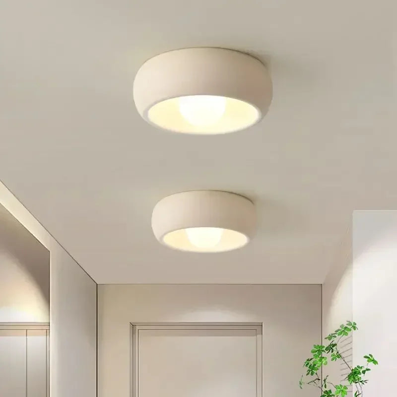 Minimalist Circular Ceiling Lamp, Modern Round Flush Mount Ceiling Light for Living Room, Bedroom, Hallway and Landing