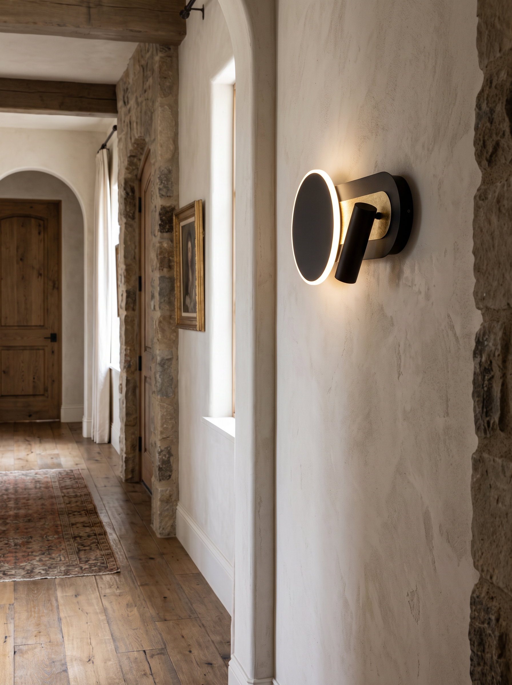 HaloBeam Wall Light lifestyle image 2