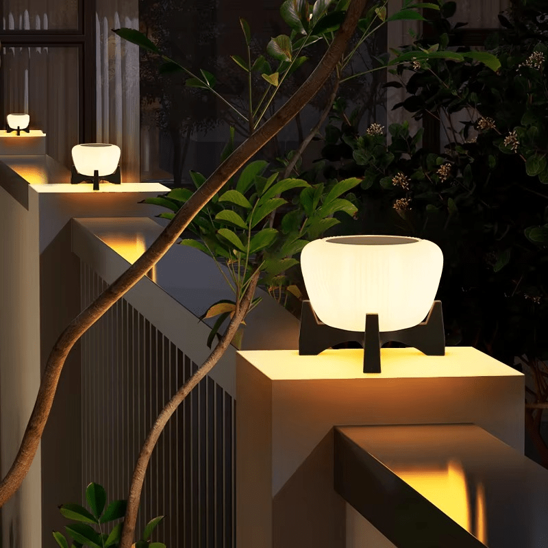 Solar Landing Light, Contemporary LED Solar Pathway Lamp, Weatherproof Ground Light for Garden Paths, Driveways, Borders and Patio Steps
